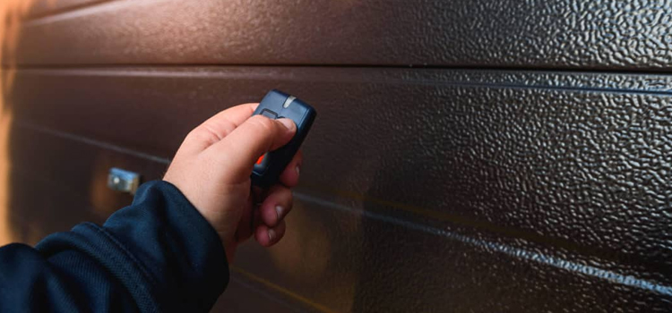 automatic door opener with remote control in Garden Acres